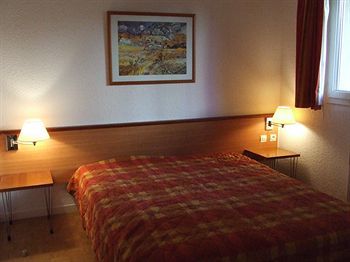 Montaigu Aparthotel Кабур Екстериор снимка