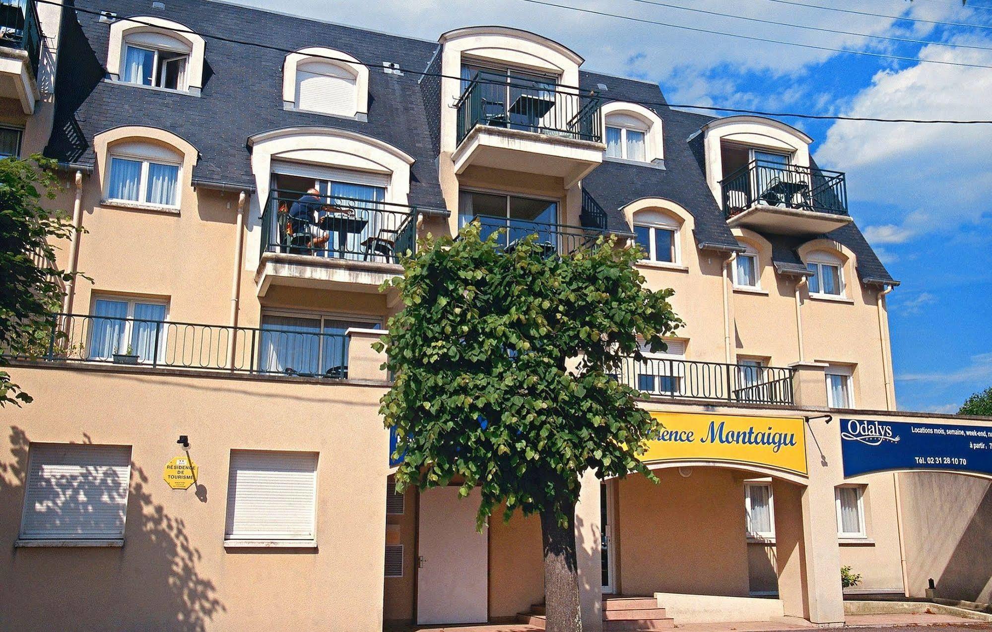 Montaigu Aparthotel Кабур Екстериор снимка